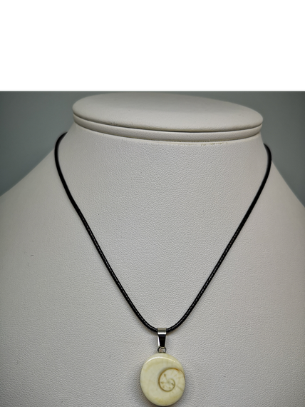 Pendentif Œil de Sainte-Lucie